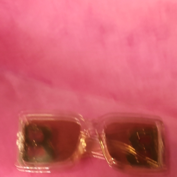 Balenciaga lookTransparent Sunglasses - Picture 8 of 8